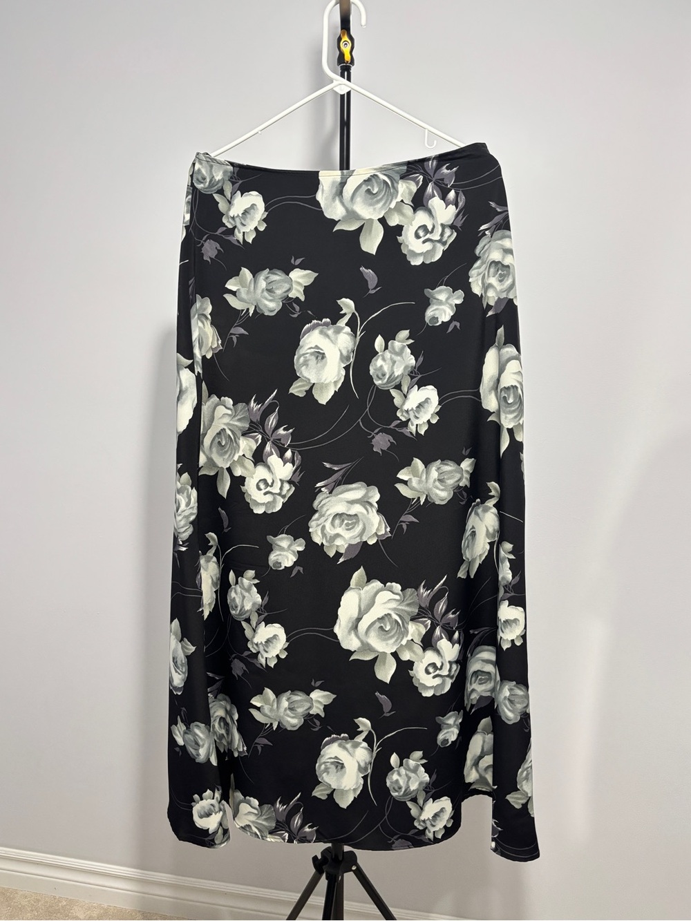 Black Floral Maxi Lightweight  Skirt